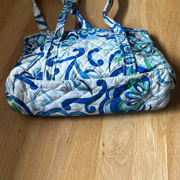 Vera Bradley Mediterranean White Purse - Picture 10 of 16